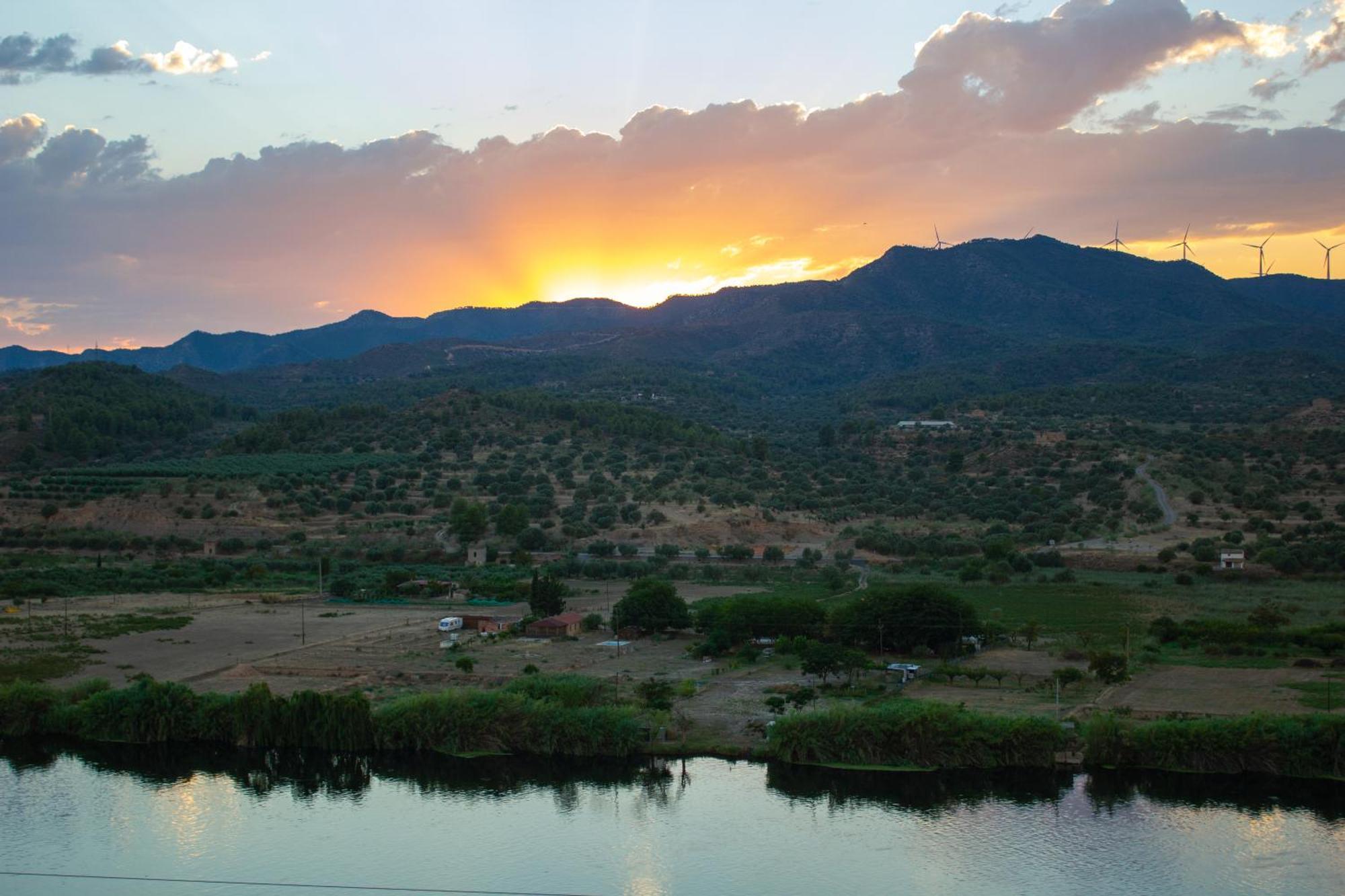 Casa Rural Griso Riba-roja d'Ebre Luaran gambar