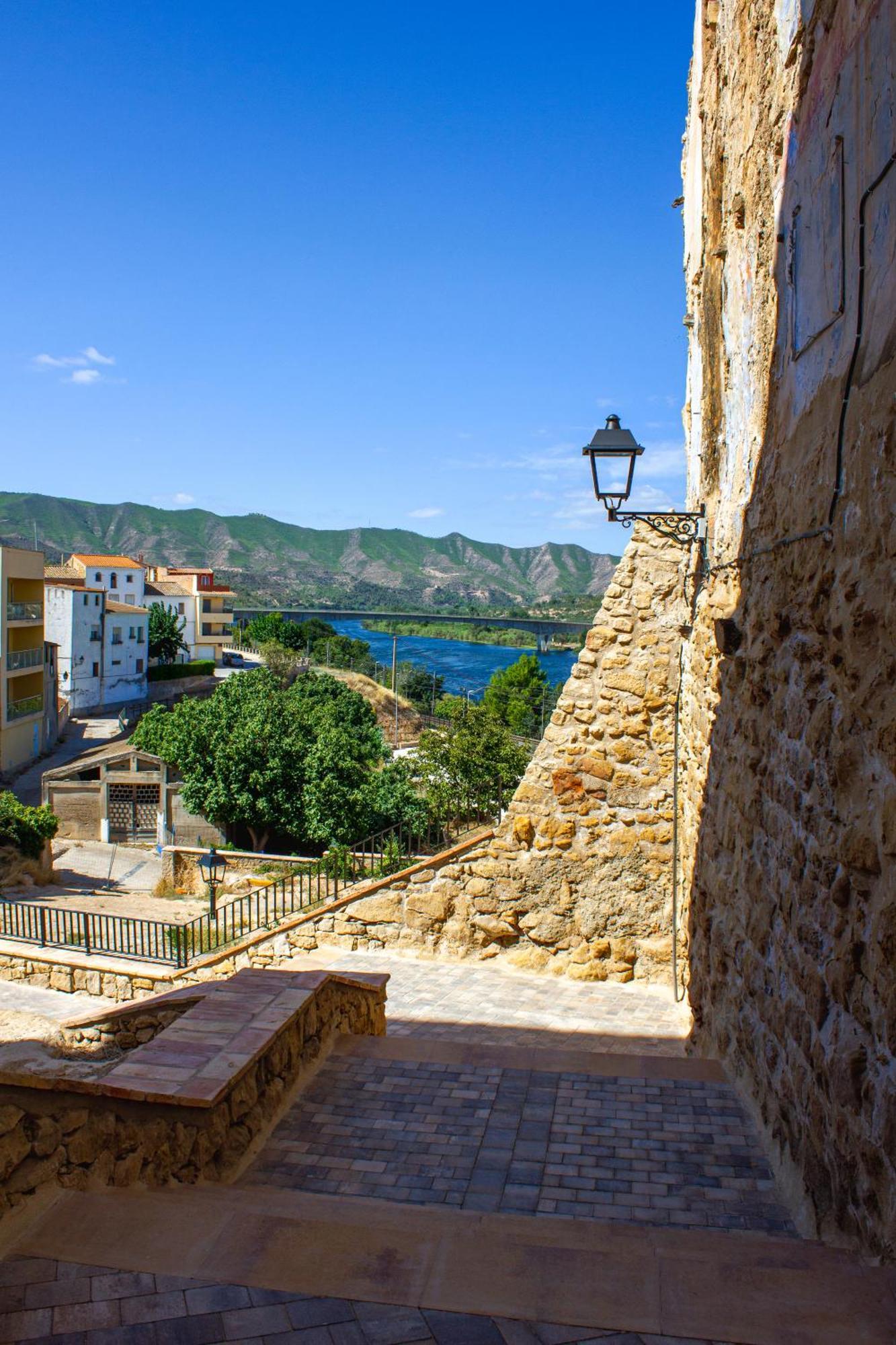 Casa Rural Griso Riba-roja d'Ebre Luaran gambar